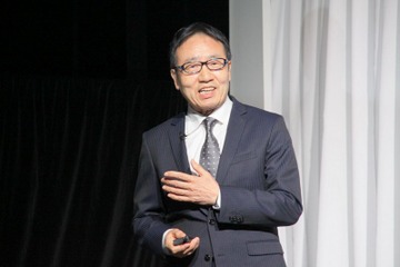 “スマートロボット元年”を掲げるソフトバンク、法人向けの「Pepper World 2016」を開催 画像