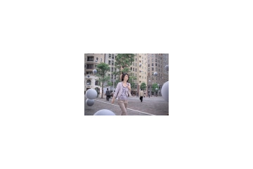 富士通、CO2排出量削減をテーマにした「グリーンIT」CMを放送〜女優の松たか子を起用 画像