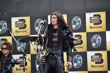 GACKT、ゲリラライブで「みんな買え!」 熊本地震被災地に寄付 画像