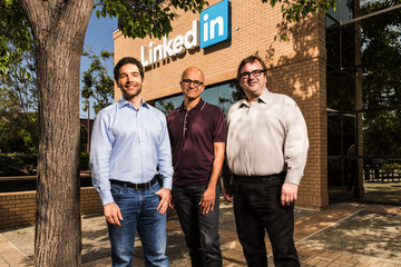 米Microsoft、約2.8兆円でビジネス特化型SNS「LinkedIn」を買収! 画像
