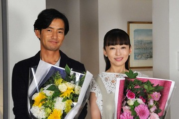 竹野内豊&松雪泰子、「スタッフはグッドパートナー」 今夜最終回 画像