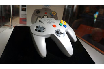 「ニンテンドウ64」モチーフのBluetoothコントローラー！PCやスマホに対応 画像