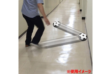 はね返りが楽しい！室内サッカーを楽しむホバーディスク 画像