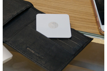 コミュニティの仲間と連携して落とし物を探せる! 極薄Bluetoothトラッカー「Tile Slim」【IFA 2016】 画像