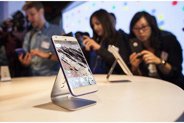 【Google発表会まとめ】新型スマホ「Pixel」、VRデバイス「Daydream View」など新製品が登場! 画像