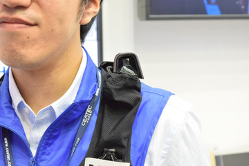 不審人物を瞬時に特定!ウェアラブルカメラ+顔認証の警備支援ソリューション 画像