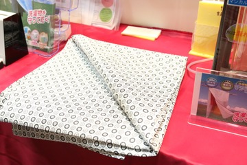 水蒸気を通して水や塵は通さない!不思議な物干し用カバー 画像