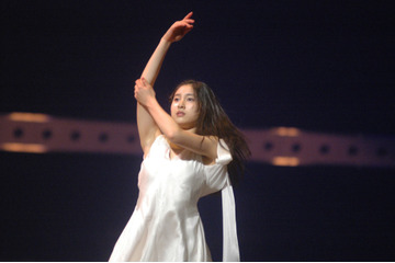 土屋太鳳、郷ひろみとの紅白共演に「心から心から感謝」 画像