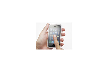 iPhoneのタッチディスプレイも保護するハードケース——価格2,280円 画像