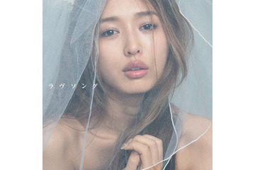 加治ひとみ、ニューアルバムひっさげ国際音楽フェスに出演決定! 画像