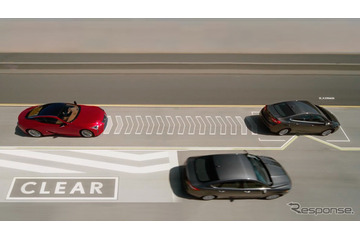 レクサス、追越車線のノロノロ車を移動させる新技術 画像