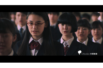 ポカリスエット新CM公開!八木莉可子が難易度高のダンスを披露 画像