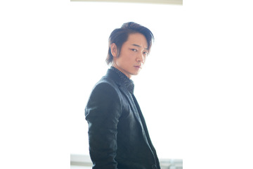 俳優・綾野剛を支える言葉とは?「いまでも静かに支えられてます」 画像