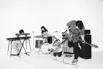 ゲスの極み乙女。が8月よりワンマンツアー「丸三角ゲス」を開催 画像