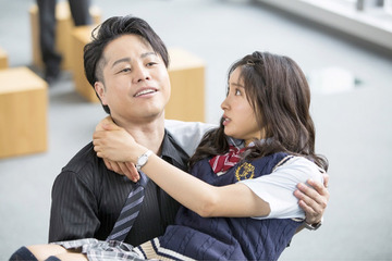 ノンスタ井上もイケメン役で登場!映画『兄に愛されすぎて困ってます』の場面写真解禁! 画像