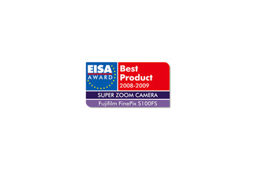 富士フイルム、デジタル一眼レフカメラで「EISA Awards」を受賞 画像