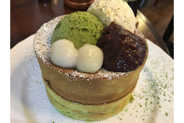 2段に重ねられたふわふわ抹茶パンケーキ！星乃珈琲店で食べたい1品 画像
