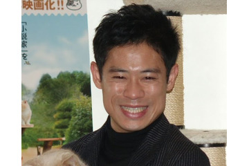 伊藤淳史、飛行機への愛を熱く語るも普段の会話について相楽からダメ出し! 画像