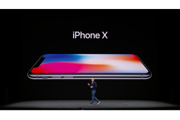 ホームボタンが消えて全面ディスプレイになった「iPhone X」が登場！顔認証は双子も識別!? 画像