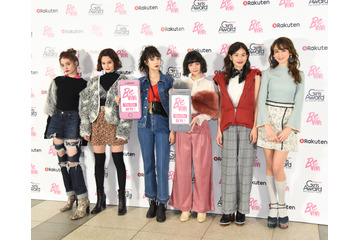 玉城ティナ・瑛茉ジャスミンらViViモデルがハロウィントーク「中目黒のバーに一人でいます!」 画像