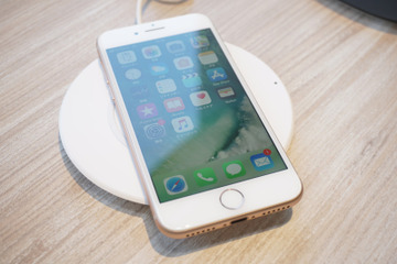 “安全性”に自信あり！iPhone X対応のワイヤレス充電パッドを販売するベルキン 画像