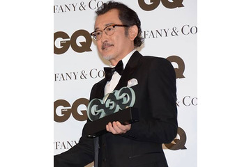 吉田鋼太郎、妻の両親が激怒! 画像
