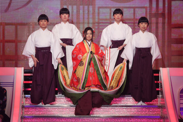 倉木麻衣、Mステで再び十二単姿での階段下りに挑戦！ 画像