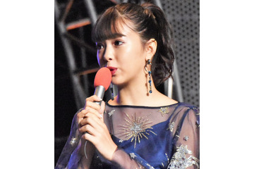 藤田ニコル、パジャマ動画に「かわいい」と反響!自身のオリジナルブランド撮影 画像