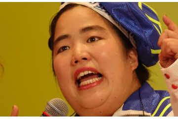 ゆりやんと新木優子の2ショットに「え?! 遠近法ですよね?!」「2人とも可愛すぎる」 画像