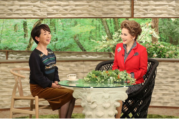 衰えることを知らない冒険心!デヴィ夫人のパワーの源に阿川佐和子が迫る! 画像