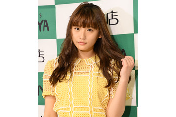 Tバック初挑戦の浅川梨奈「ノリノリで撮影できた」! 画像