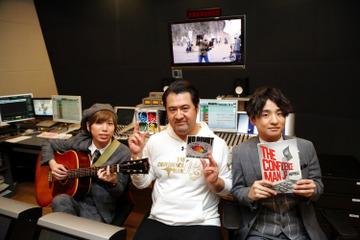 ドラマ『コンフィデンスマンJP』で副音声企画!Official髭男dismの主題歌弾き語り披露に小手伸也がコーラス参加 画像