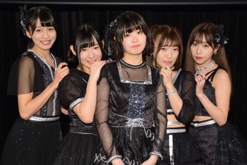 4人組ガールズ・ユニット“DEAR KISS”に元GEMの伊山摩穂が新加入！ 画像