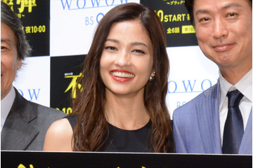 黒木メイサ、「ゾクゾクしています」名優たちに囲まれ感激 画像