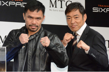ボクシングマニアの香川照之、マニー・パッキャオ世界王者との初対面に感激! 画像
