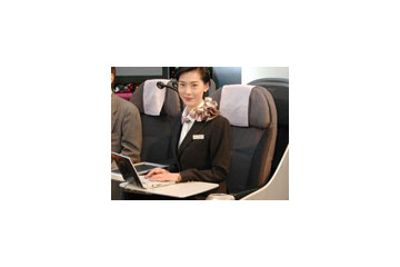 JAL、飛行機内インターネット接続サービスの体験イベントを開催 画像