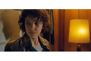Netflix『ストレンジャー・シングス』出演、若干14歳の天才女優、ミリー・ボビー・ブラウンの貴重な映像が解禁 画像