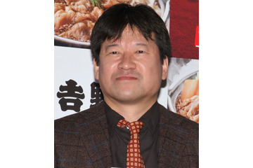 吉野家新CMの14分長尺バージョンが公開!今回も佐藤二朗のネタ満載 画像