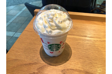 男性が頼みづらい位かわいい?!スタバの新商品「ホワイト チョコレート スノー フラペチーノ」を飲んできた 画像