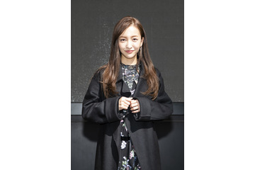 板野友美、話題のMVの裏話明かす! 画像