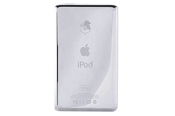 バンダイネットワークス、テレビアニメ「新世紀エヴァンゲリオン」のNERVマークを刻印したiPod 画像