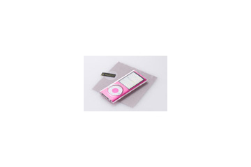 iPod nano用クリスタルケース、イヤホンケーブルの巻きつけが可能なスタンド付き 画像