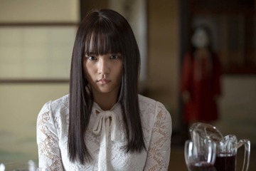 浅川梨奈が絶叫!映画『黒い乙女 Q』予告映像&場面写真公開 画像