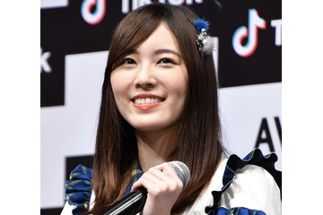SKE48松井珠理奈のセクシー女医コスプレ再び!ファンはドキドキ「診察お願いします」 画像