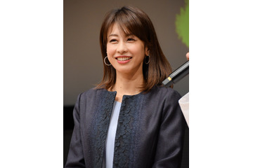 加藤綾子、レアなデコ出しショットを公開! 画像
