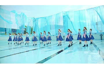 夏っぽさと爽やかさ満載!日向坂46、2ndシングル『ドレミソラシド』MV公開 画像