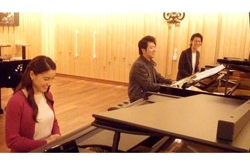 土屋太鳳、霜降り明星・粗品がピアノ競演!メイキング映像を公開 画像