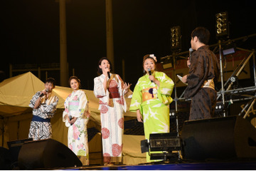 三吉彩花、華やかな浴衣姿で神宮外苑花火大会登場!ちびっ子ダンサーズとダンス生披露 画像