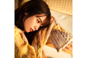 足立佳奈、配信シングル「面影」MV公開！光の映像美と表現力に注目 画像
