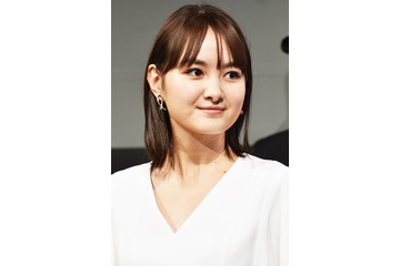 葵わかな『FNS歌謡祭』で熱唱!意外な歌唱力に反響「歌めちゃうま」 画像